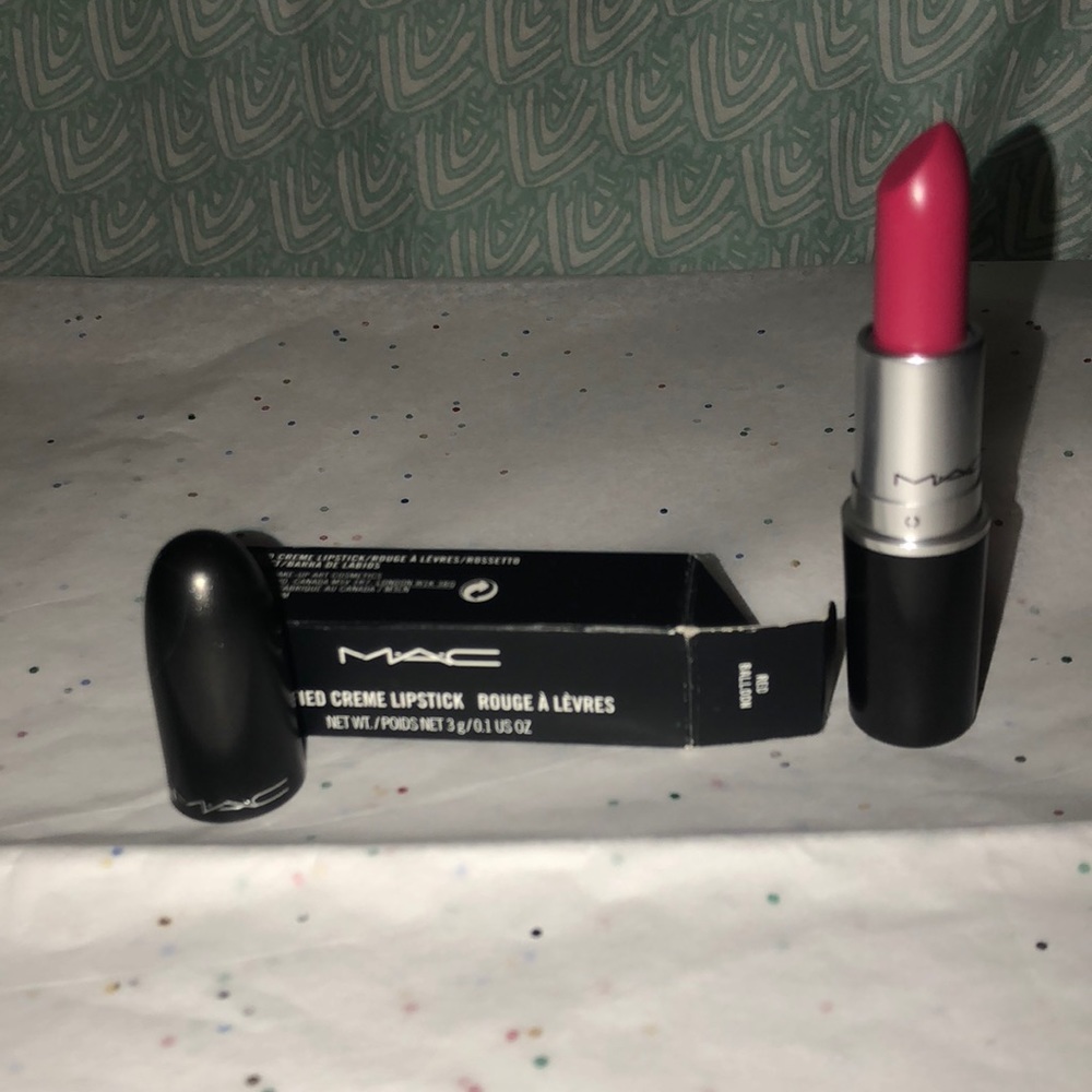 Mac lipstick in red balloon